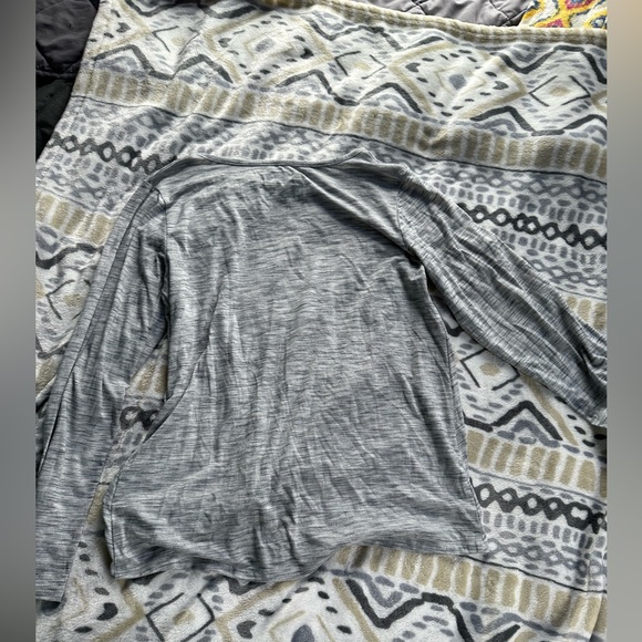 Cute shirt - Picture 3 of 3